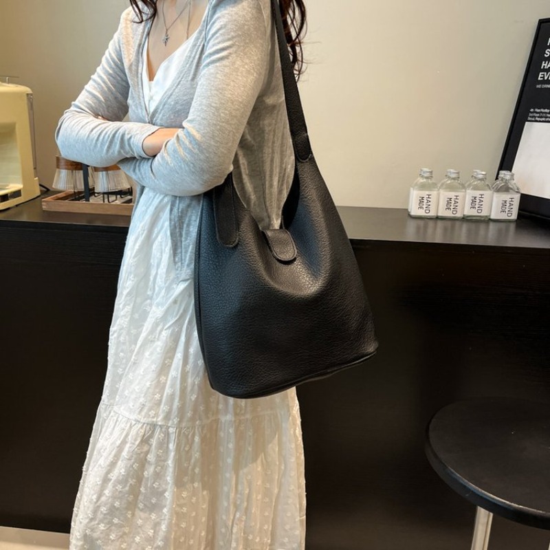 Elegante Bolso de Pañales de D - Luxury Bags Must Have reseña y precio